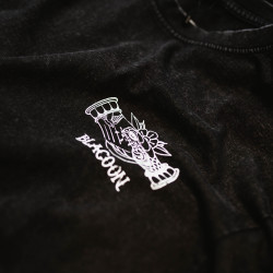 Trust no one - Shirt XL